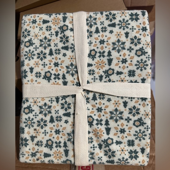 AMERICAN EAGLE Holiday Christmas Onesie Jumpsuit Pajama SZ L NWT - Picture 6 of 6